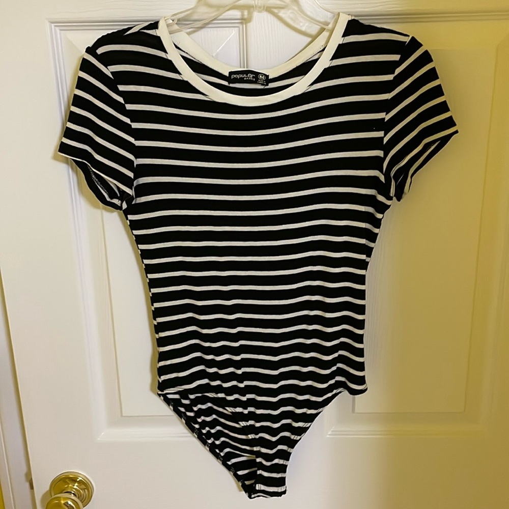 BLACK AND WHITE BODYSUIT